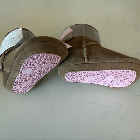 UGG Jesse Bow II Booties New in Box Size: 0/1 - Picture 4 of 5